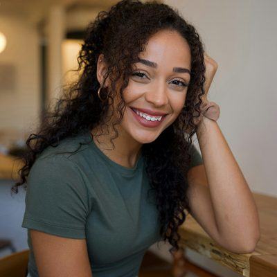 Olga Saputra, Bonau.ly student